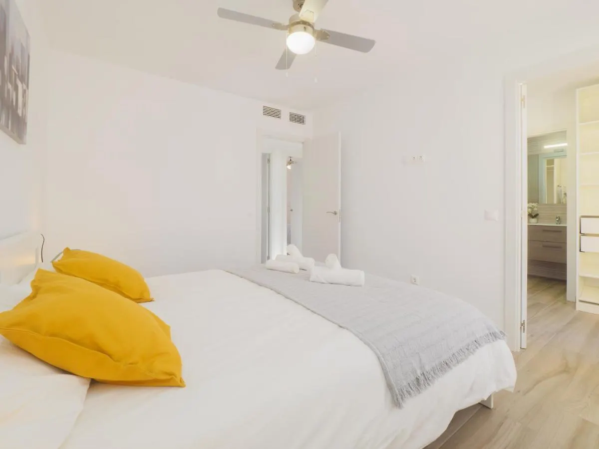 Apartment Cubo'S Miraflores Del Palo Urban Malaga Spain